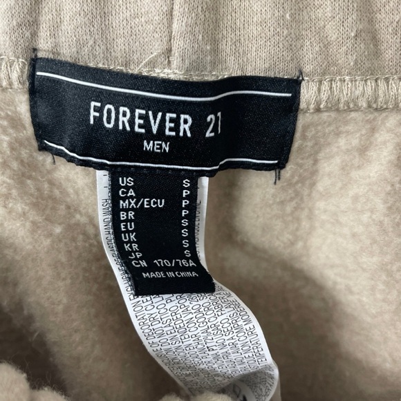 Forever 21 Men’s Sweatpants (small) - Picture 4 of 7